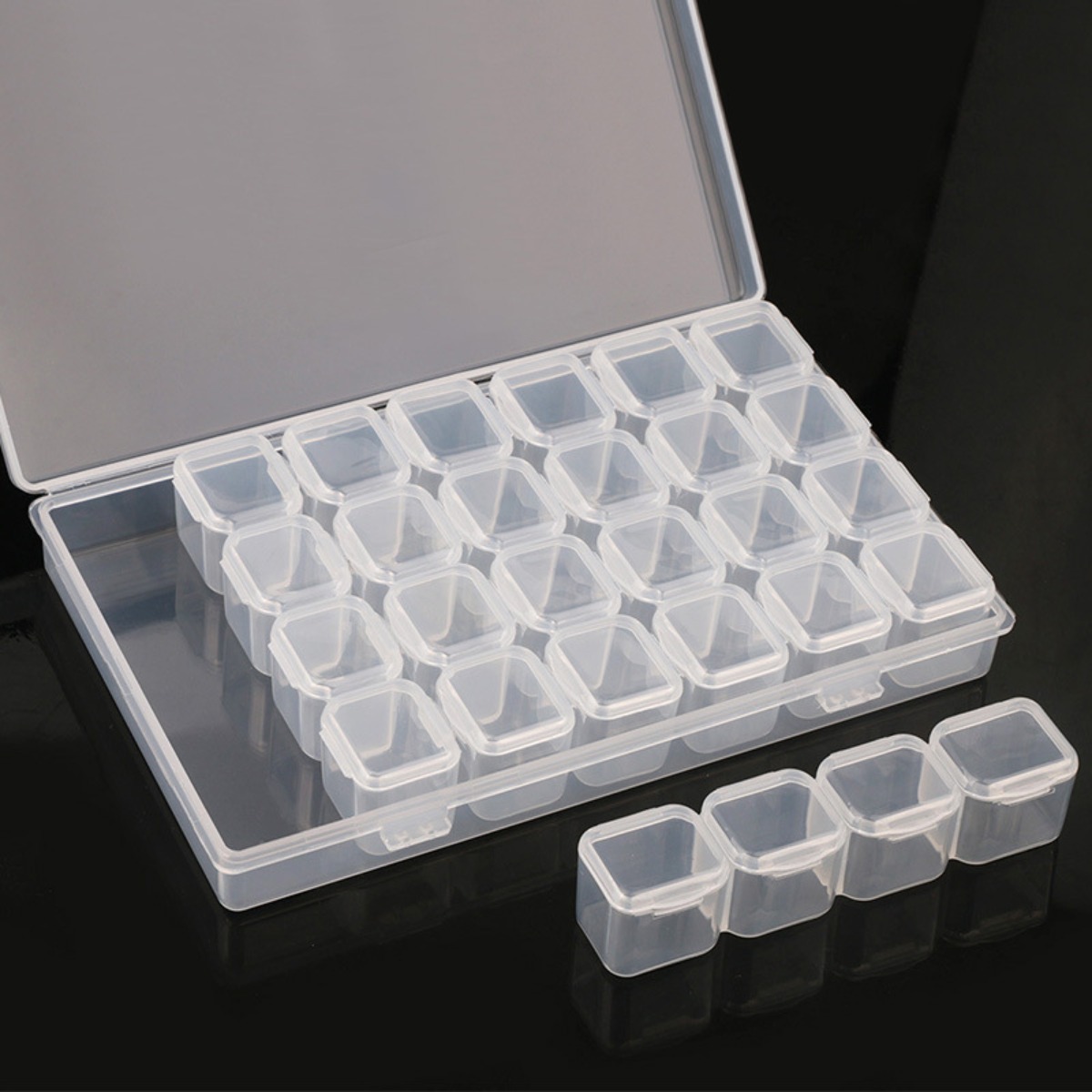 28 przegródek Regulowane Plast – Tech Accessories Box recenzja i cena